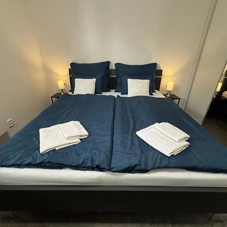 3 Bedroom Apartment, Playground, Bounce Mat Jump Ring Διαμέρισμα *