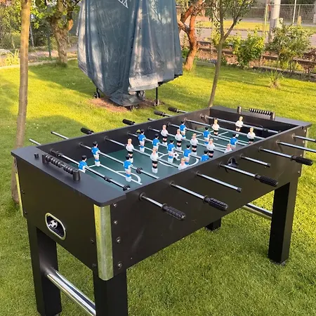 3 Bedroom Apartment, Playground, Bounce Mat Jump Ring Διαμέρισμα Οστράβα
