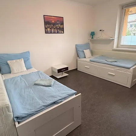 3 Bedroom Apartment, Playground, Bounce Mat Jump Ring