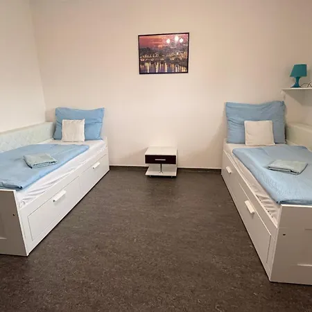 Apartment 3 Bedroom Apartment, Playground, Bounce Mat Jump Ring *