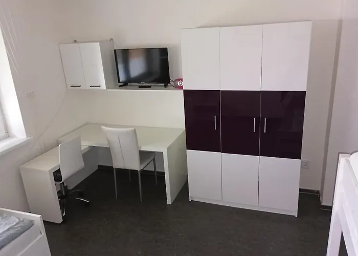 3 Bedroom Apartment, Playground, Bounce Mat Jump Ring Appartamento *